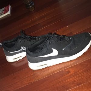 Nike Air-Max Thea Sneakers